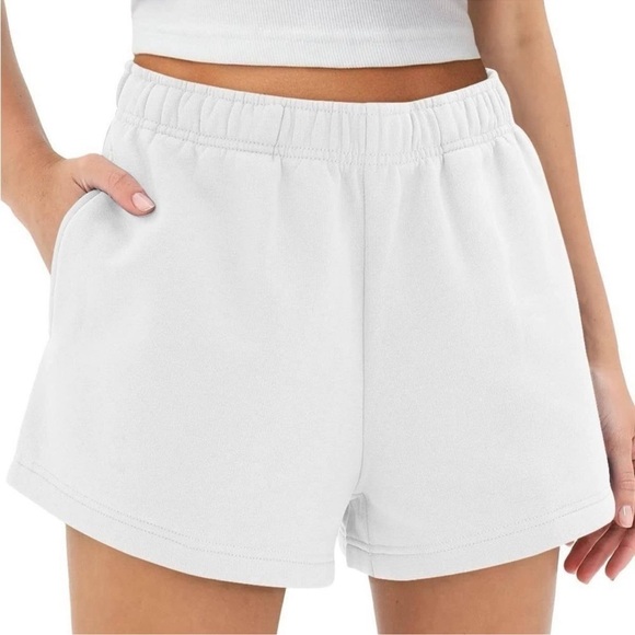 Zara Pants - Zara Women's White Casual Shorts Size S
